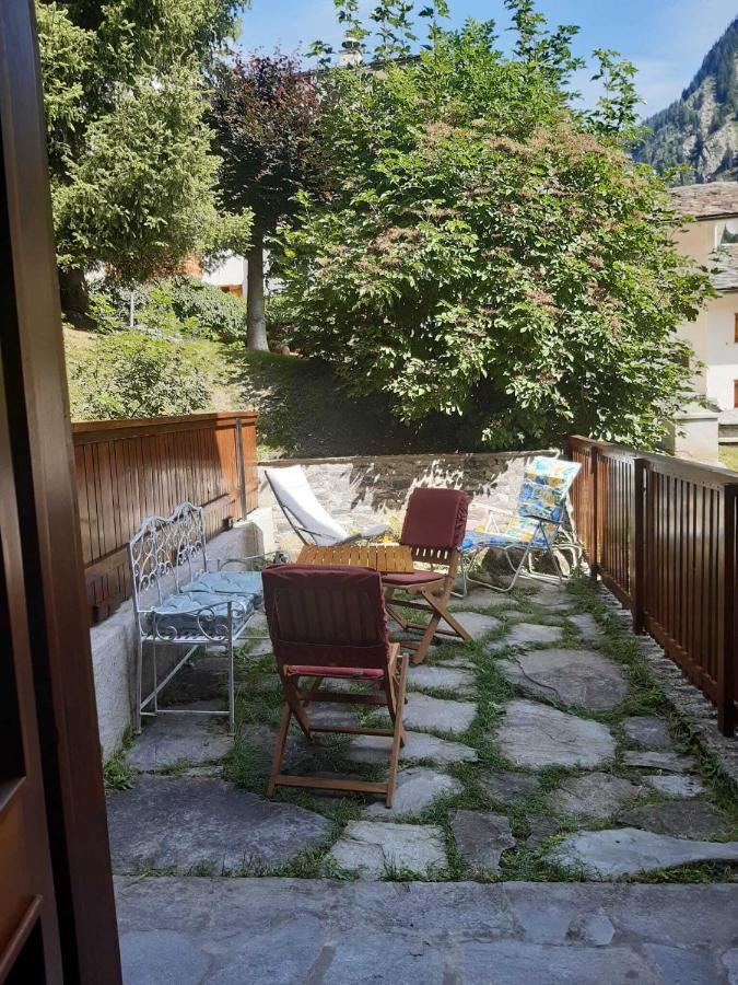 Joivy Flat For 6, In The Historic Town Pre-Saint-Didier Apartment Exterior photo